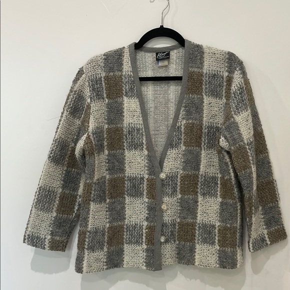 Koret Career Petites Union Made Vintage Lambswool Blend Cardigan Sweater Size SP - Picture 2 of 13